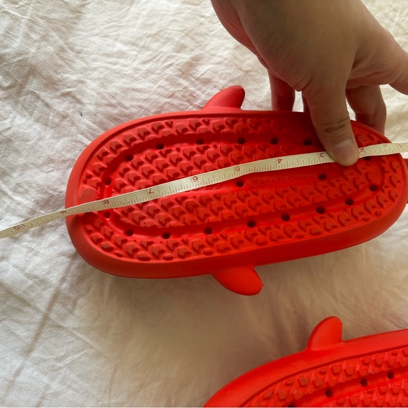 shark slippers - Picture 2 of 2